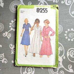 UNCUT Vintage 1977 Sewing Pattern Simplicity 8255 Size 16